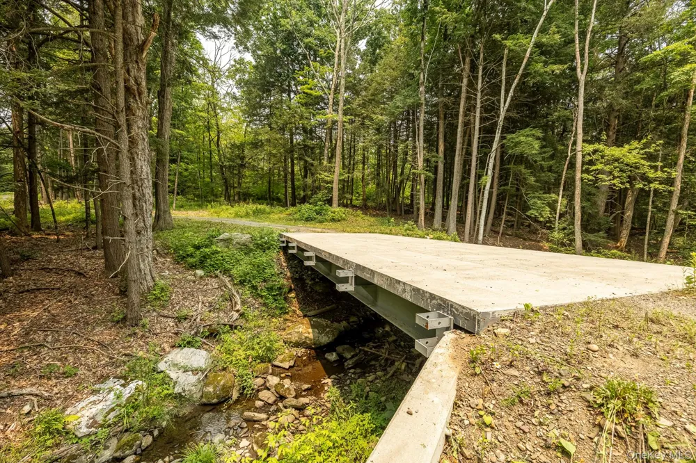276 E Hill Road Austerlitz, NY 12017