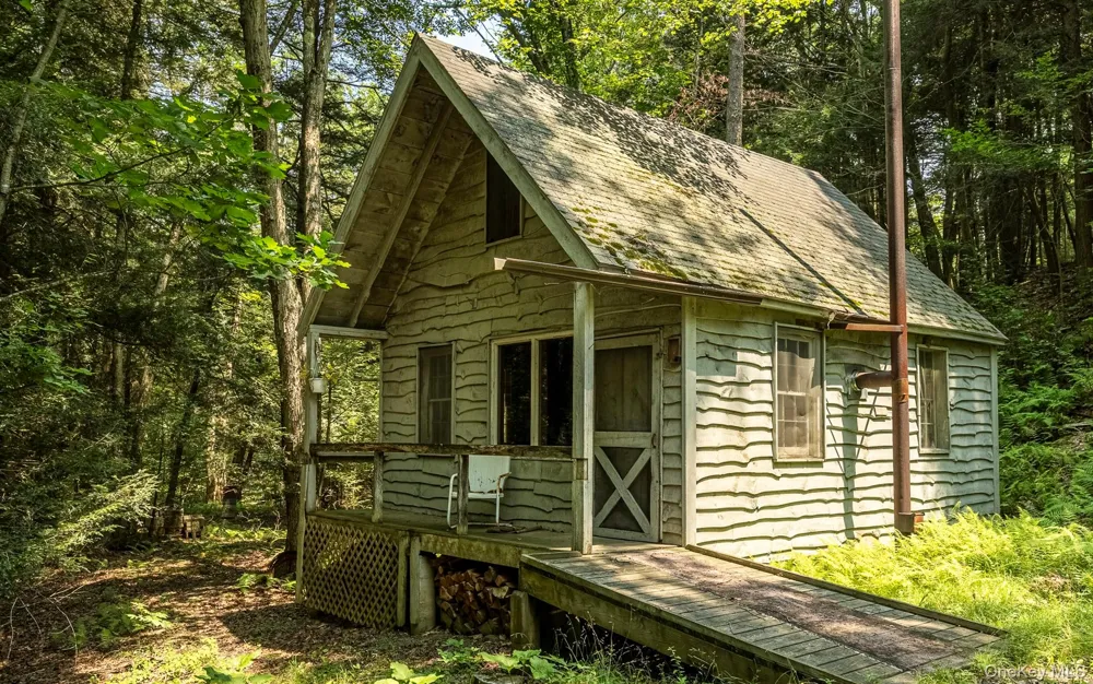 276 E Hill Road Austerlitz, NY 12017