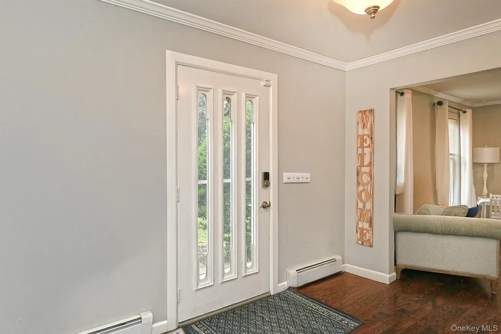 2 Buckingham Meadow Road East Setauket, NY 11733
