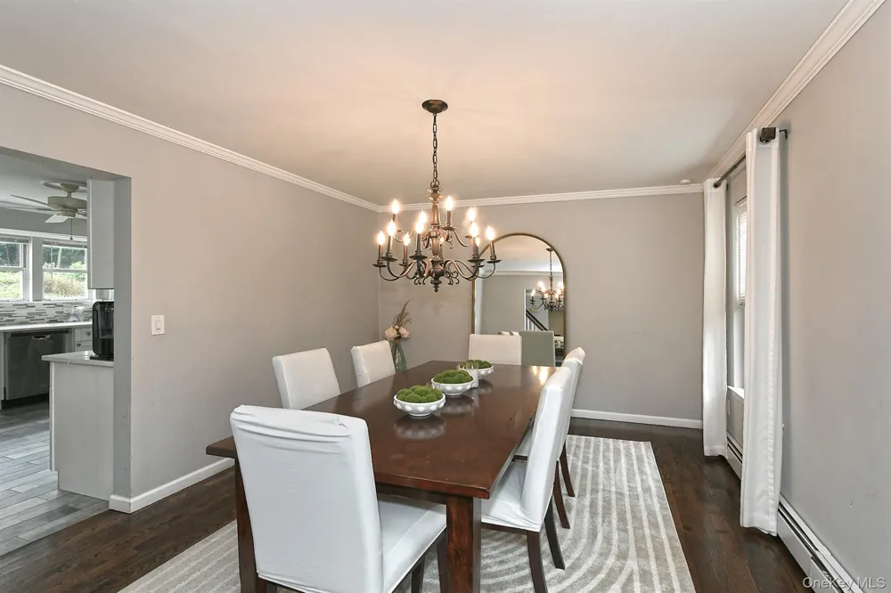 2 Buckingham Meadow Road East Setauket, NY 11733