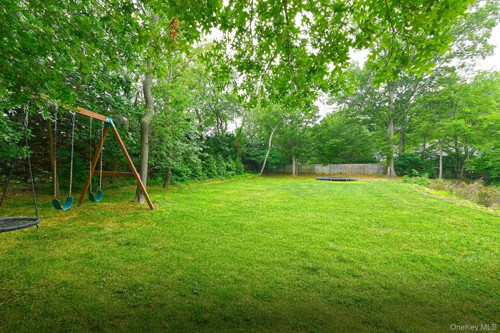 2 Buckingham Meadow Road East Setauket, NY 11733