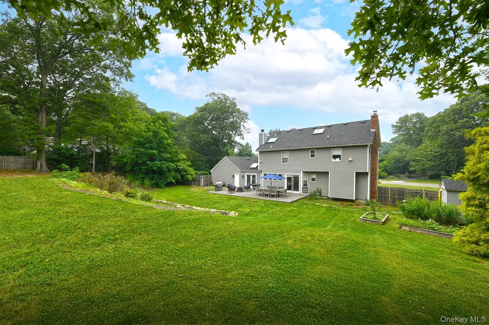 2 Buckingham Meadow Road East Setauket, NY 11733