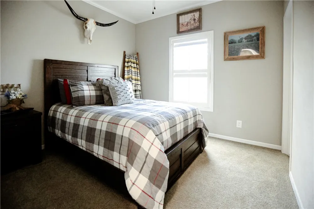 618 E School Street Benavides, TX 78341