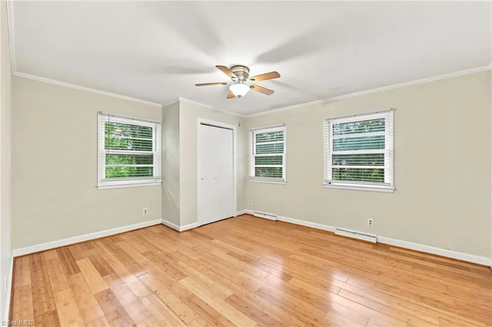 719 Greenwood Drive Burlington, NC 27217