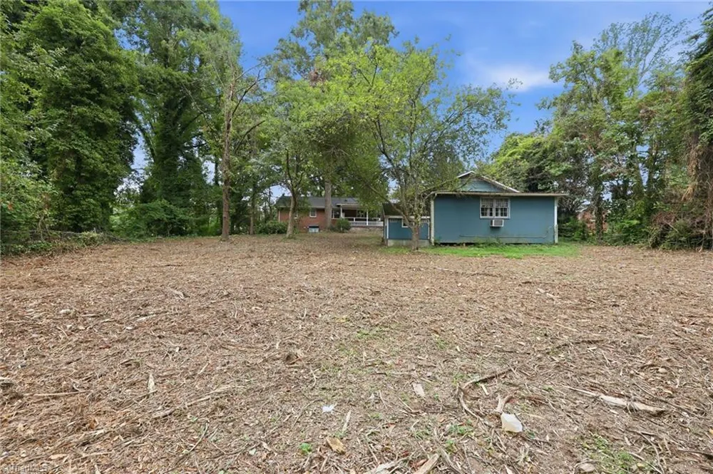 719 Greenwood Drive Burlington, NC 27217