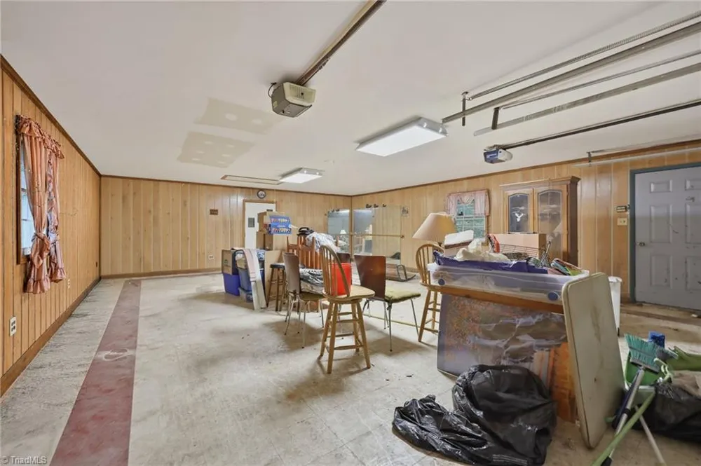 719 Greenwood Drive Burlington, NC 27217