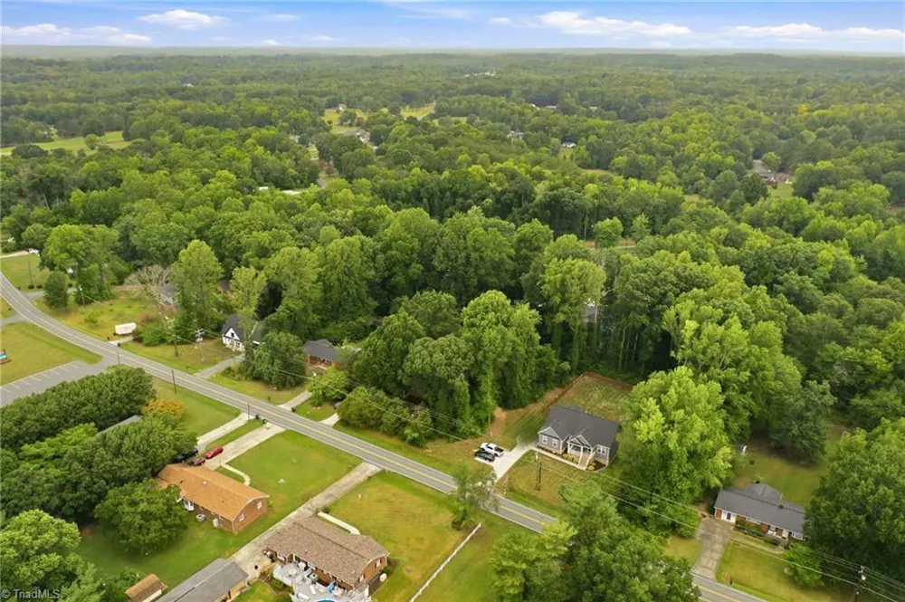 719 Greenwood Drive Burlington, NC 27217