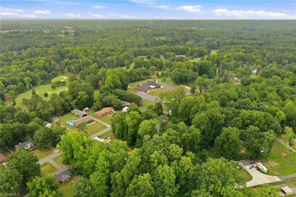 719 Greenwood Drive Burlington, NC 27217