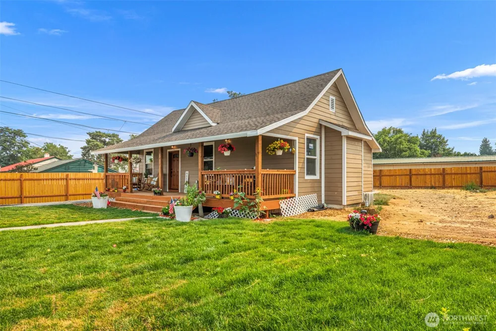 19412 Adams St NW Soap Lake, WA 98851