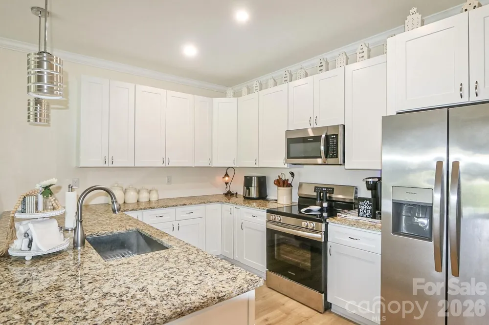 1307 Unifi Industrial Drive Yadkinville, NC 27055