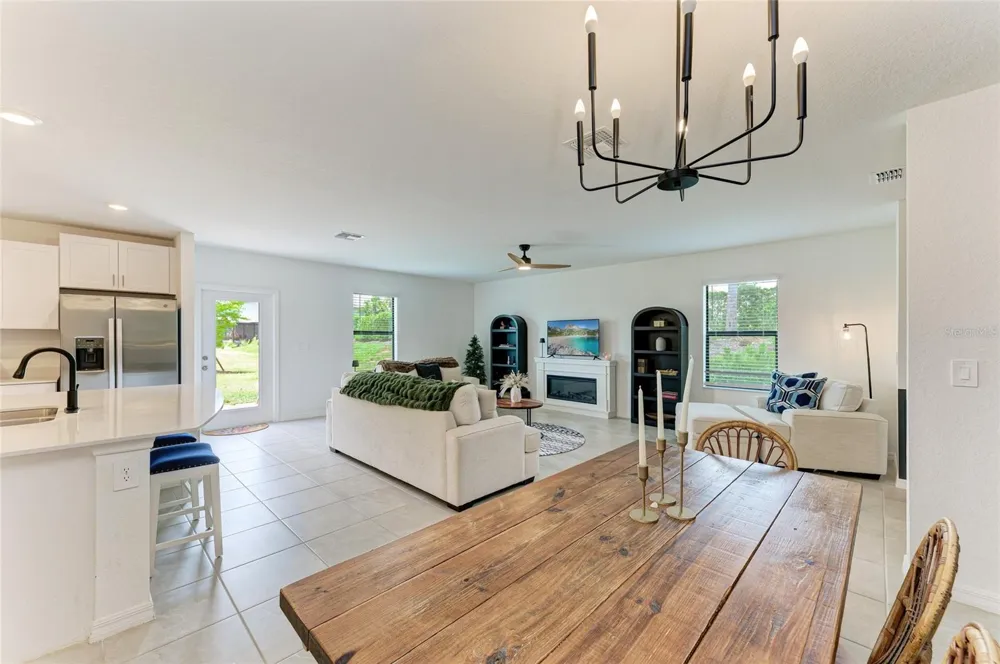9175 TEQUILA SUNRISE DRIVE Sarasota, FL 34241