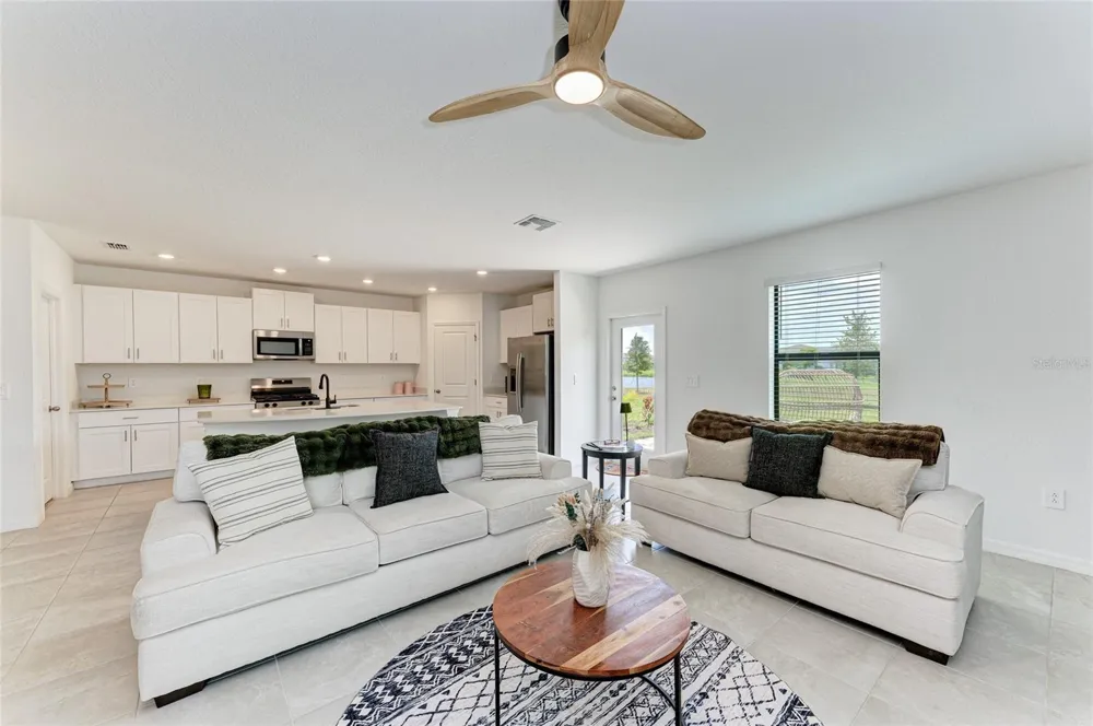 9175 TEQUILA SUNRISE DRIVE Sarasota, FL 34241