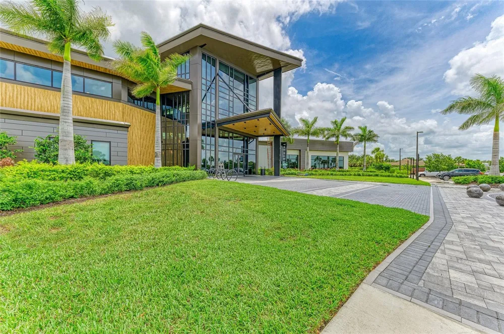 9175 TEQUILA SUNRISE DRIVE Sarasota, FL 34241