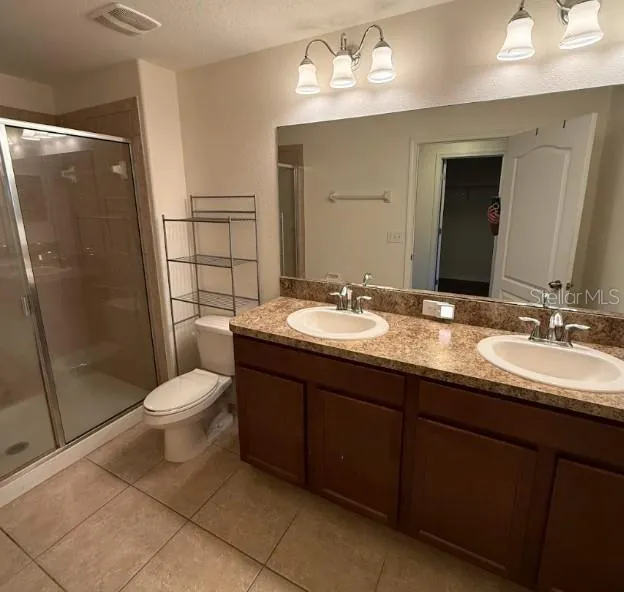 2807 LANTERN HILL AVENUE Brandon, FL 33511
