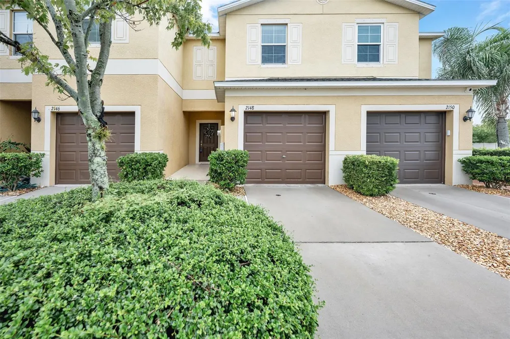 2148 GOLDEN FALCON DRIVE Ruskin, FL 33570
