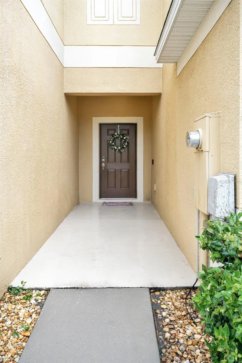 2148 GOLDEN FALCON DRIVE Ruskin, FL 33570