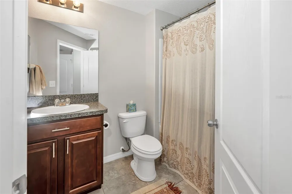 2148 GOLDEN FALCON DRIVE Ruskin, FL 33570