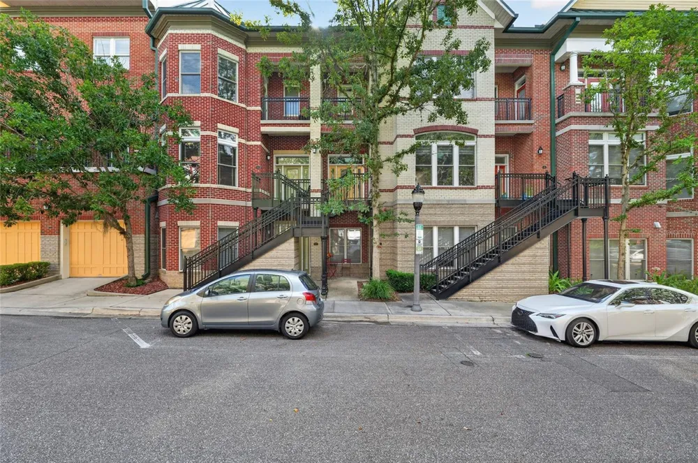 125 NE 4TH STREET #38 Gainesville, FL 32601