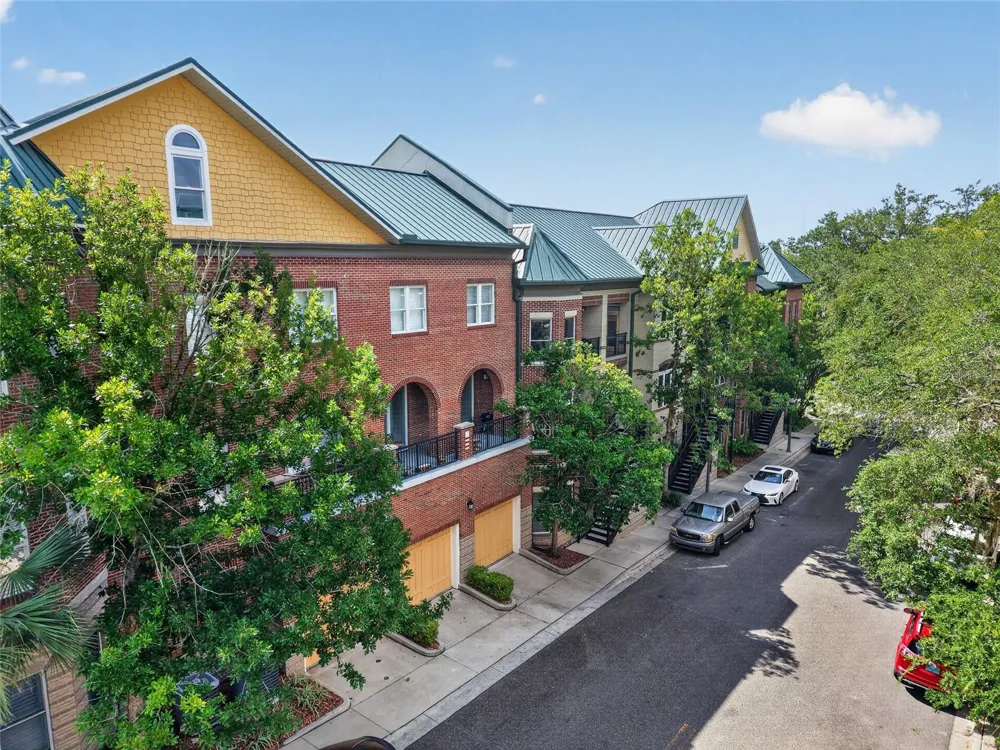 125 NE 4TH STREET #38 Gainesville, FL 32601