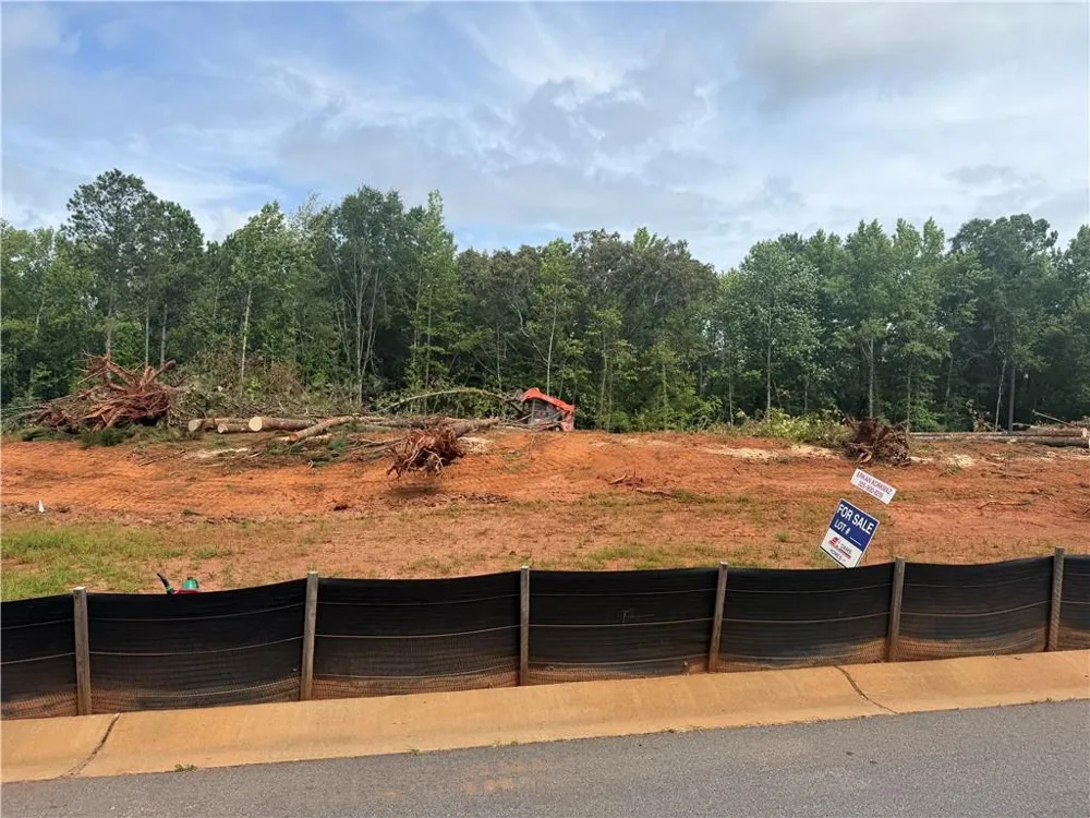 1 Wisteria Lane Williamson, GA 30292