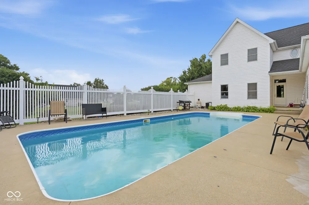 120 Lee Drive Sharpsville, IN 46068