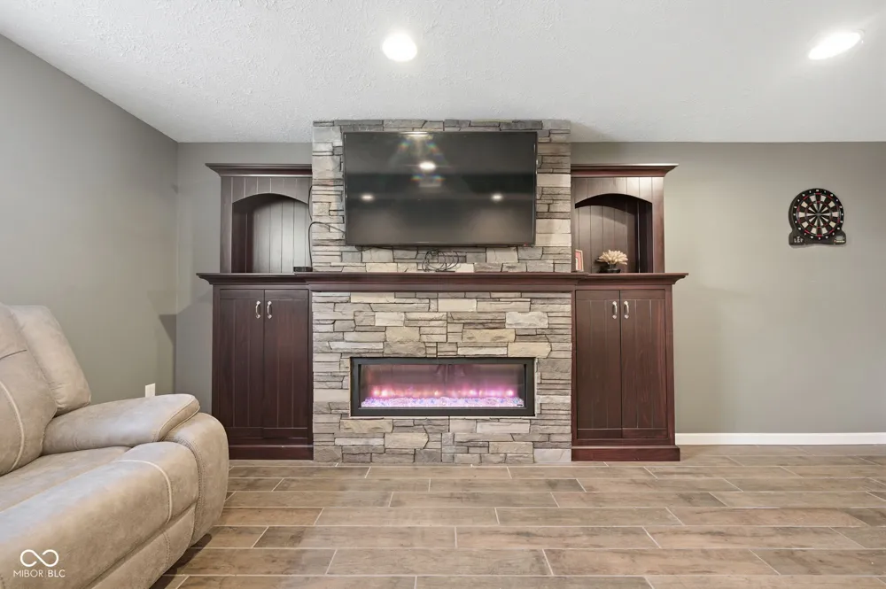 120 Lee Drive Sharpsville, IN 46068