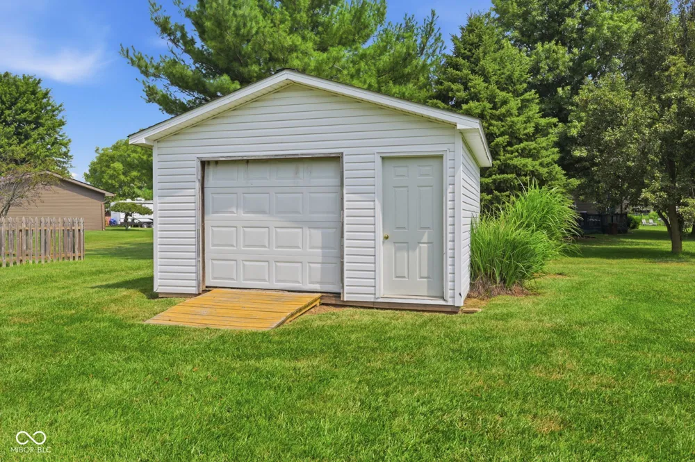 120 Lee Drive Sharpsville, IN 46068