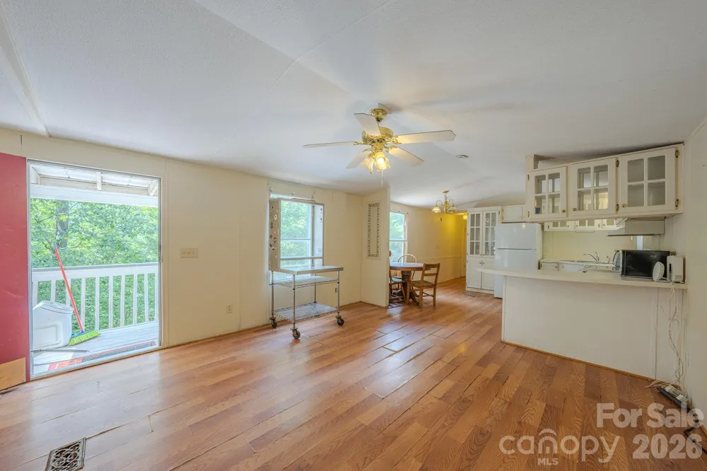 23 Tom Worley Road Leicester, NC 28748