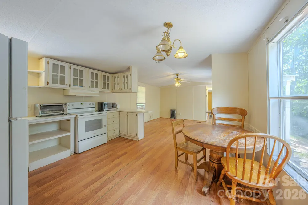 23 Tom Worley Road Leicester, NC 28748
