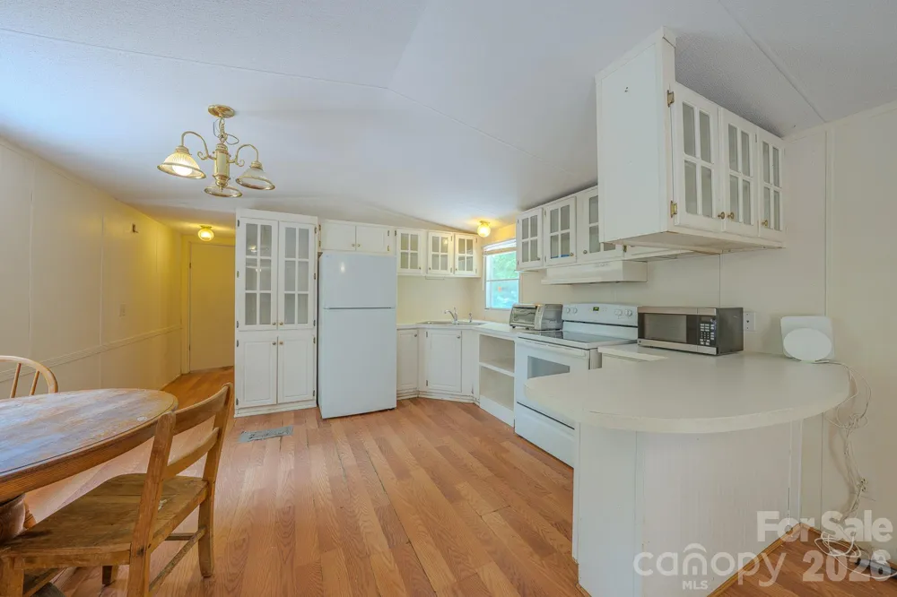 23 Tom Worley Road Leicester, NC 28748