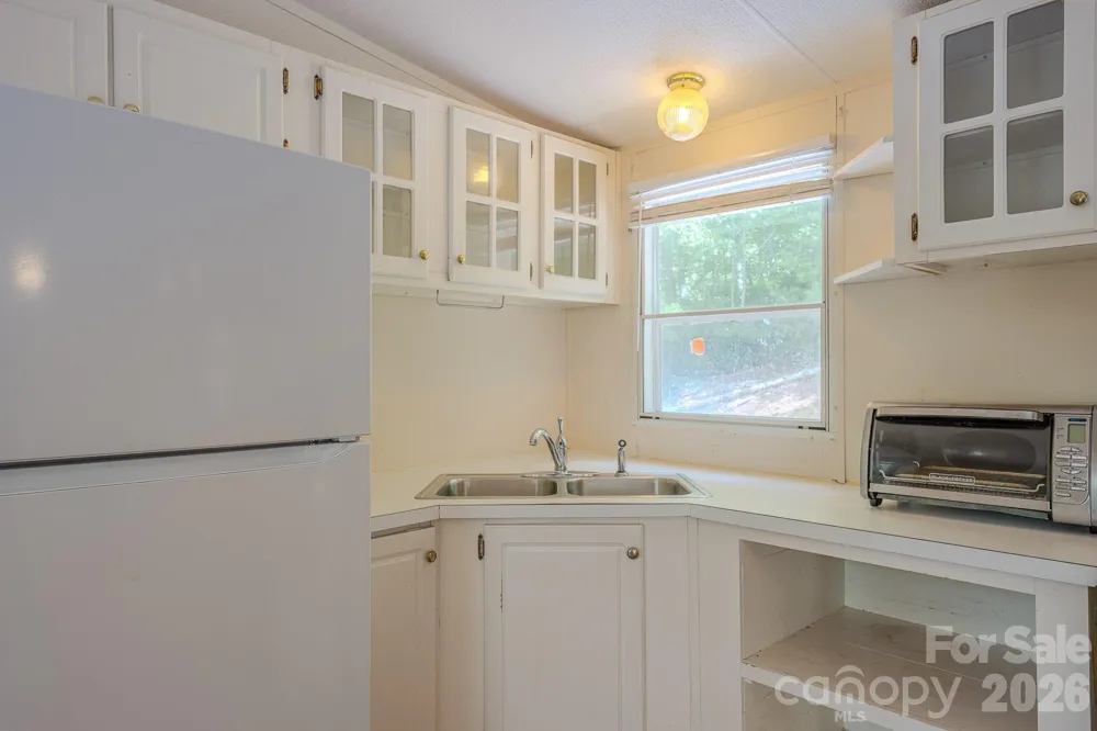 23 Tom Worley Road Leicester, NC 28748
