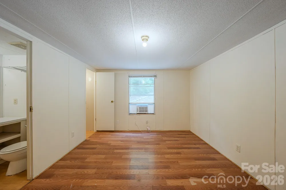 23 Tom Worley Road Leicester, NC 28748