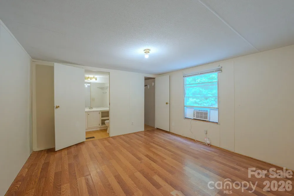 23 Tom Worley Road Leicester, NC 28748