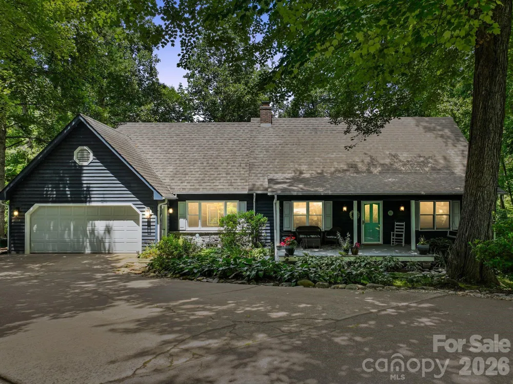 15 Forest Ridge Lane Weaverville, NC 28787