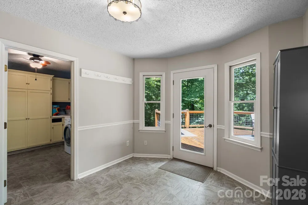 15 Forest Ridge Lane Weaverville, NC 28787