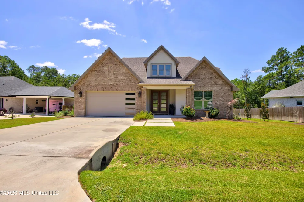 7523 Crooked Stick Drive Diamondhead, MS 39525