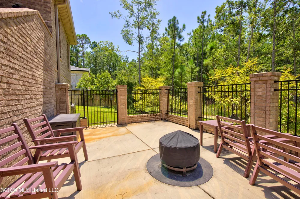7523 Crooked Stick Drive Diamondhead, MS 39525
