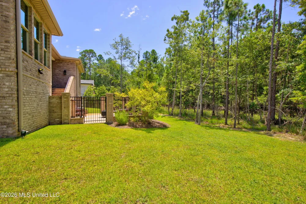 7523 Crooked Stick Drive Diamondhead, MS 39525