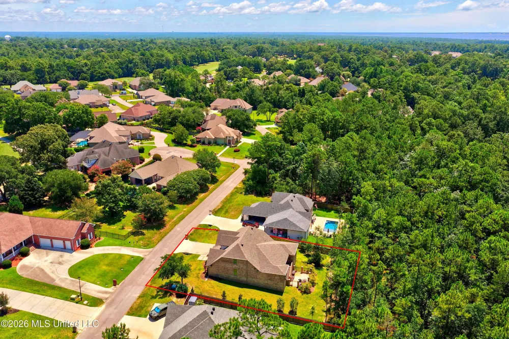 7523 Crooked Stick Drive Diamondhead, MS 39525