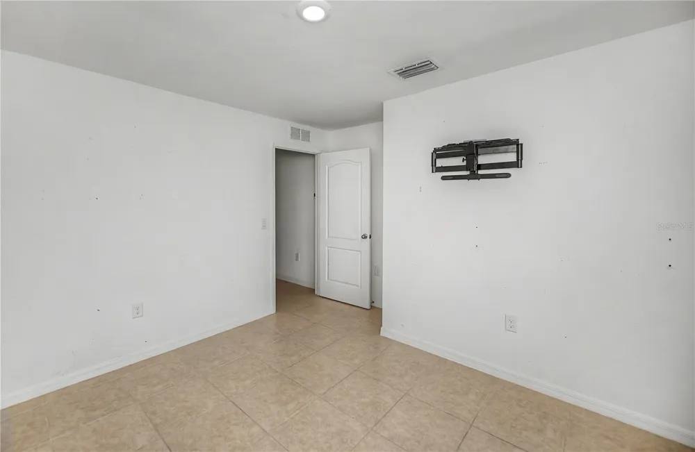 2555 ATWATER DRIVE North Port, FL 34288