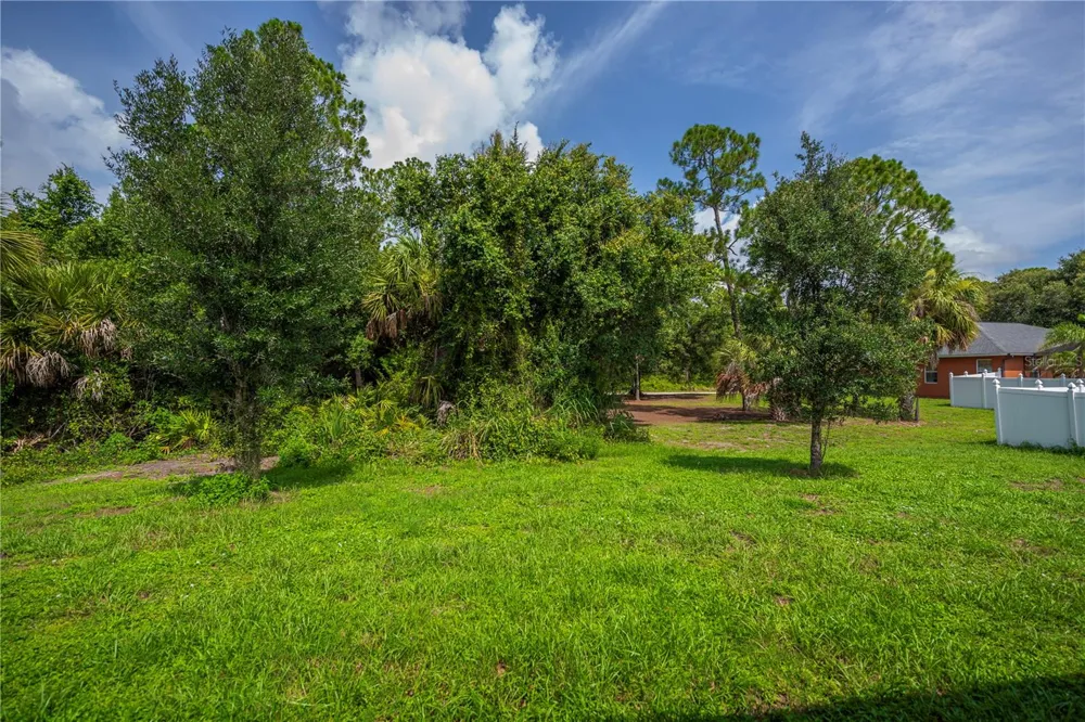 2555 ATWATER DRIVE North Port, FL 34288