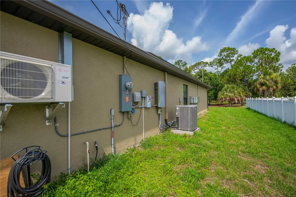 2555 ATWATER DRIVE North Port, FL 34288