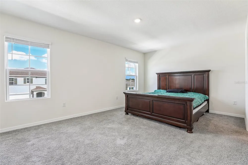 2945 ELIO HAMMOCK DR Harmony, FL 34773