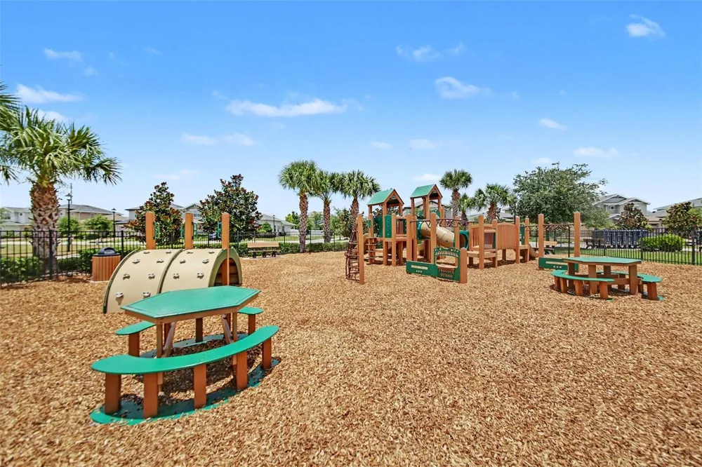 2945 ELIO HAMMOCK DR Harmony, FL 34773