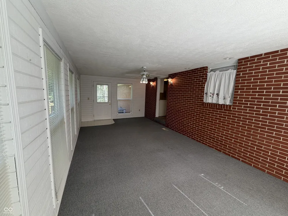 9738 Ammerman Drive Springport, IN 47386
