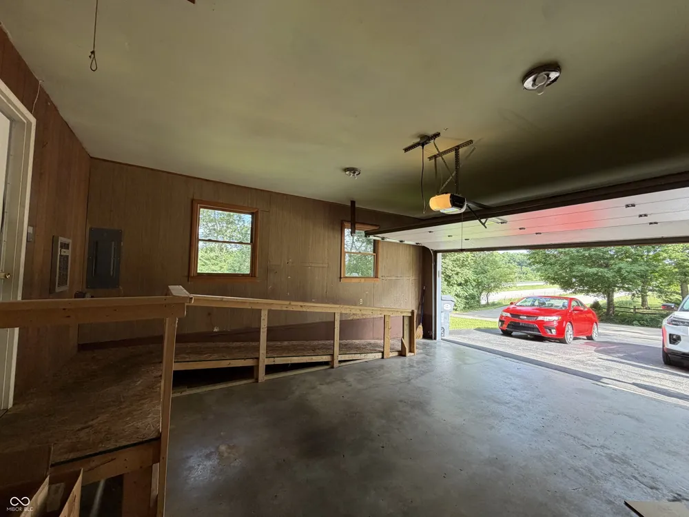 9738 Ammerman Drive Springport, IN 47386