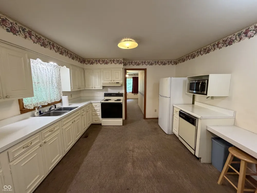 9738 Ammerman Drive Springport, IN 47386