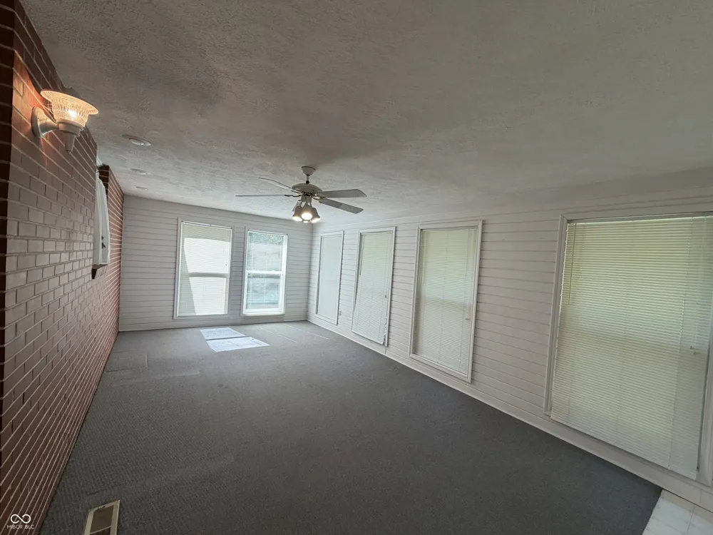 9738 Ammerman Drive Springport, IN 47386