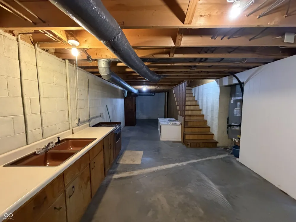 9738 Ammerman Drive Springport, IN 47386