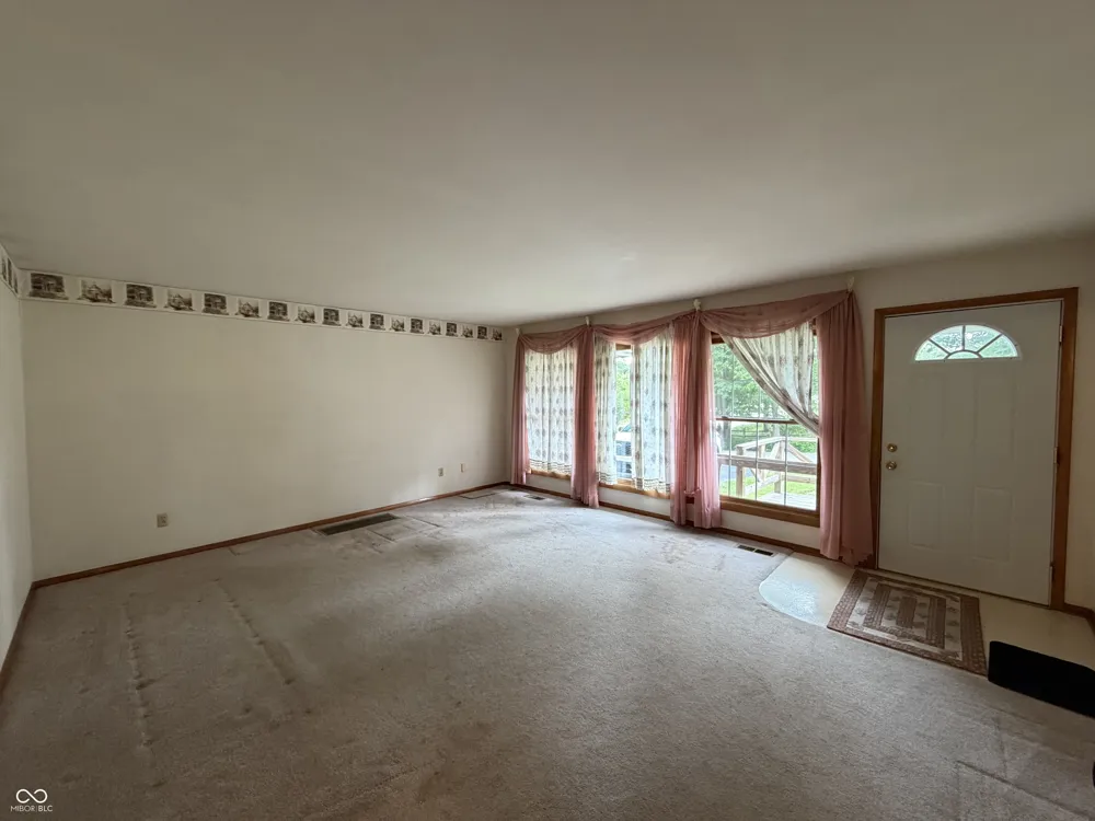 9738 Ammerman Drive Springport, IN 47386